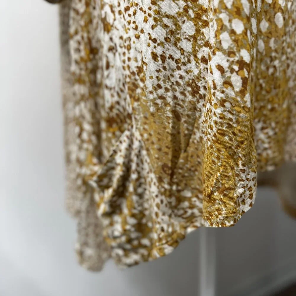 ✨ **LOGO by Lori Goldstein Animal Print Tunic Top** ✨ - Picture 6 of 9